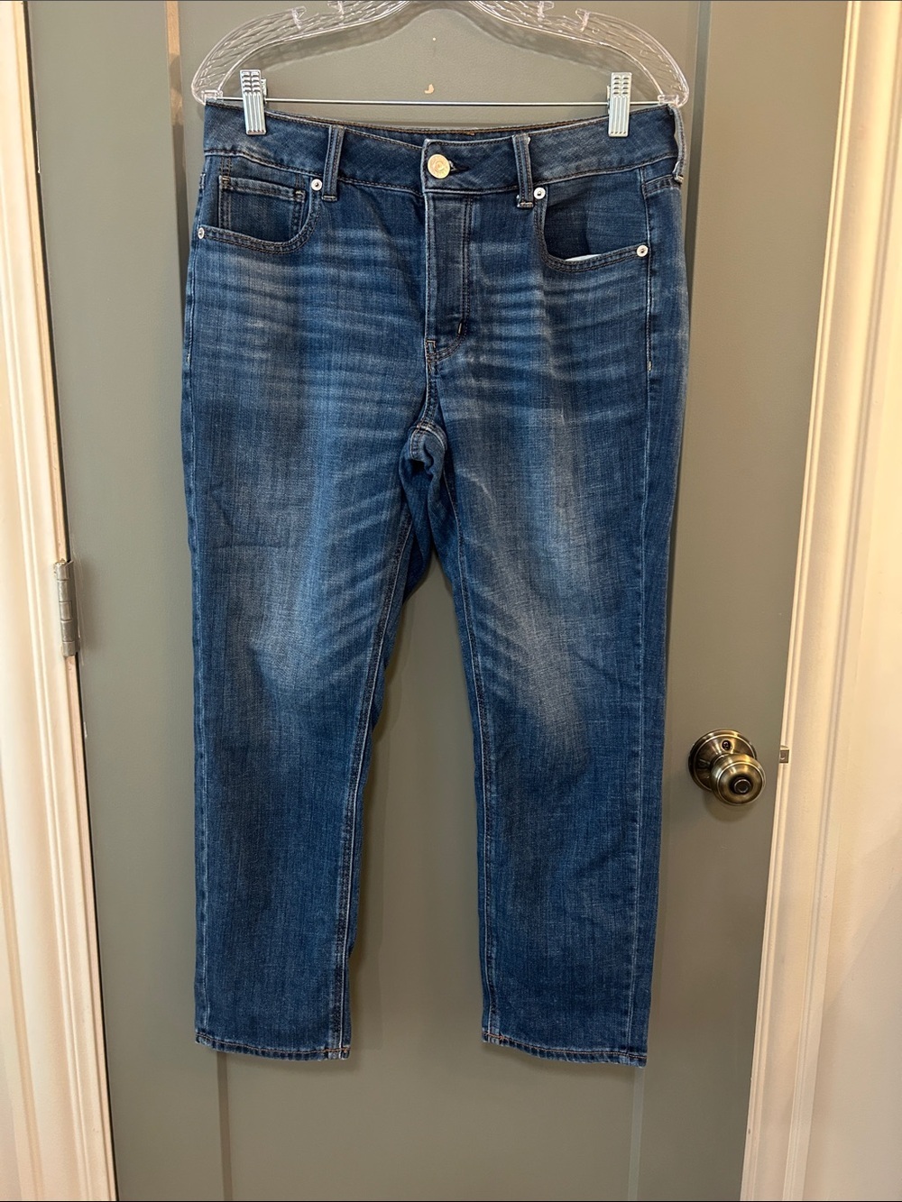 American Eagle Outfitters Women's Mid Blue Cropped Jeans tomgirl Jean size 8p